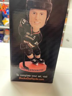 2013 Scott Niedermayer Anaheim Ducks sga Bobblehead #27 new in box!!