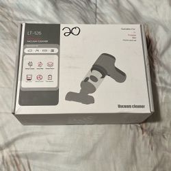 mini vacuum cleaner to clean car or sofa