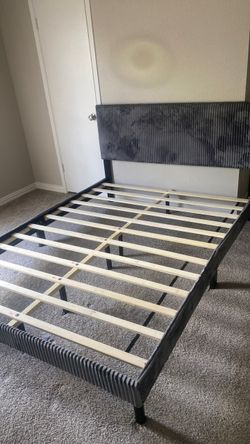 House full of Furniture w/65”Roku Tv