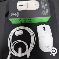 Razer Viper V3 Pro White Edition Mouse