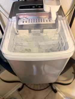 Insignia Ice maker