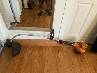 Echo gas string trimmer