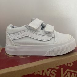 Size 4 Vans