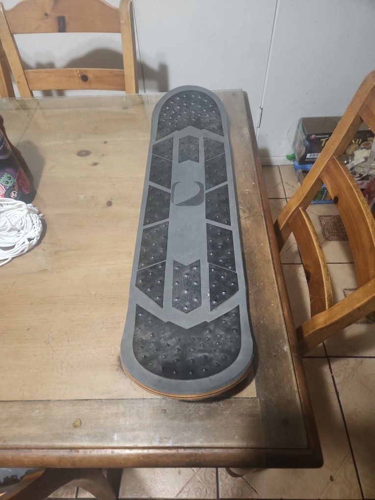 Icon Snow skateboard