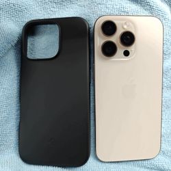 iPhone 16 PRO (Gold 🪙 )• UNLOCKED 🔐 • 256 GB  • 99% Battery 🔋 (Price Firm)