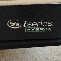 SERTA  King I Series Hybrid Memory Foam Mattress 