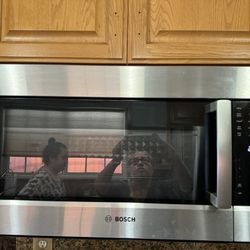 Microwave 36” Shelf Mounted Bosch