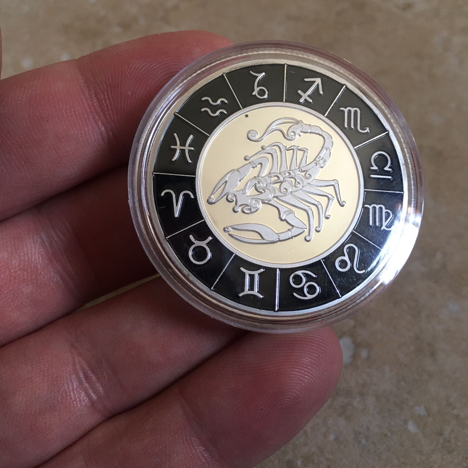 Horoscope Scorpio ♏️ Coin