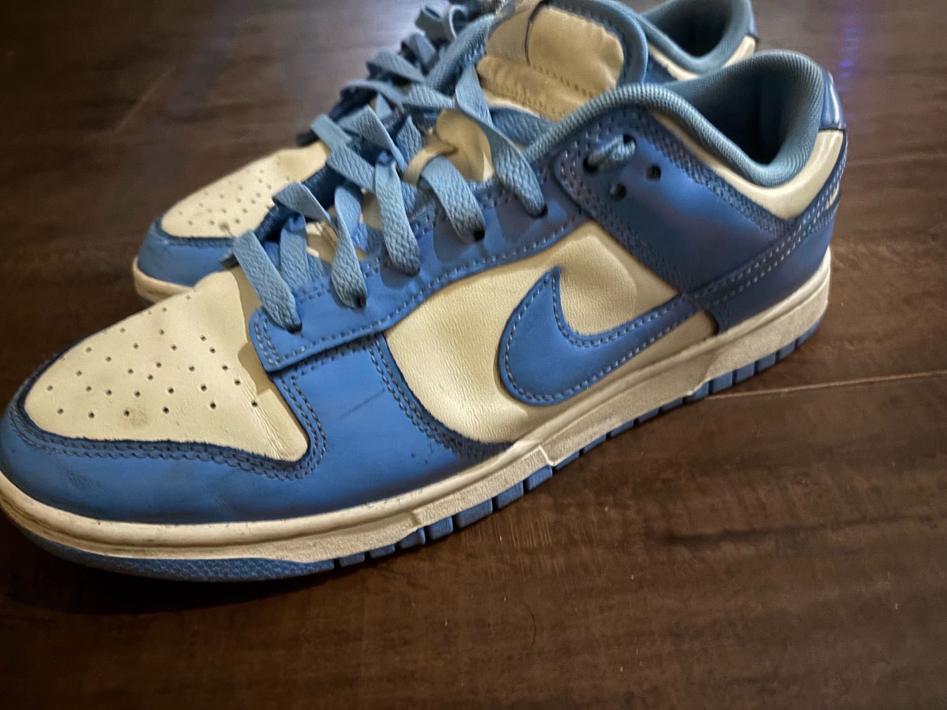 Nike Dunk Low Retro UNC University Blue — Size 8.5