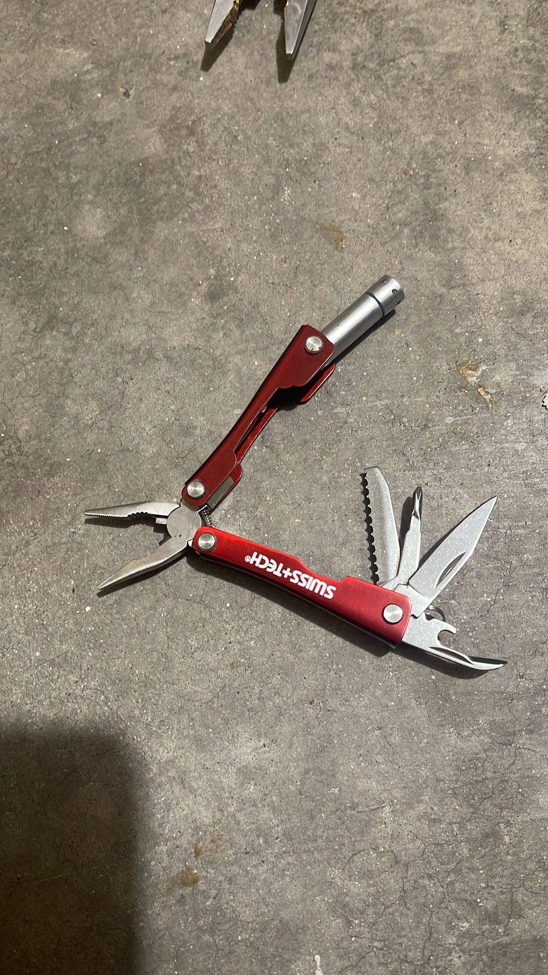 Small Swiss X Tech