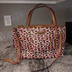 PURSES STEVE MADDEN, DKNY, CALVIN KLEIN, 25$ EACH 