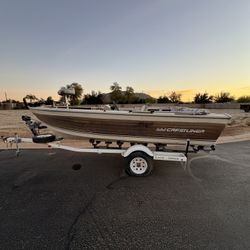 Fiberglass Fishing Boat Evinrude 9.9 HP Outboard