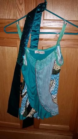 Tank and matching belt