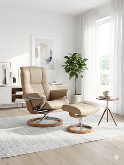 Ekornes Stressless Mayfair Recliner and Ottoman / Signature Base, Copenhagen
