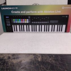 Keyboard  Launchkey 49