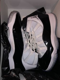 Concord 11s ( size 9.5)