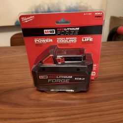 Milwaukee M18 Forge HD8.0 Battery