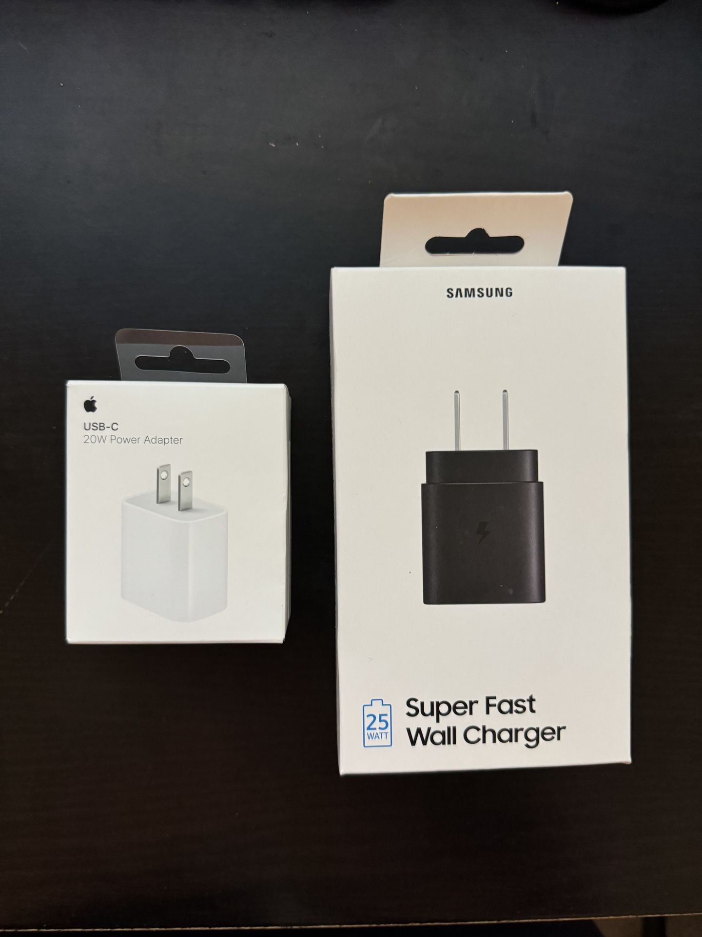 Charger Both Type C Entrance No Cabe !!! Original Charger