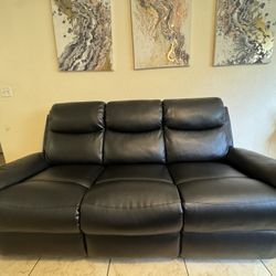 Black Leather Sofas And Chairs