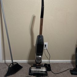 Crosswave Pet Pro Vacuum And Floor 