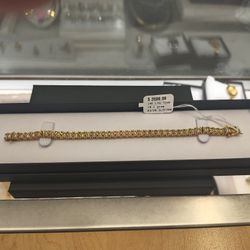 14k Solid Gold Diamond Tennis Bracelet 19.1 Grams Layway Available 10% Down If You Interested Please Make Sure You Ask For Maribel Thank You 