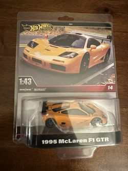 Hot Wheels Premium 1995 McLaren F1 GTR (1:43) – New in Package