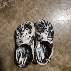 Junior White Marbled Crocs Size 2
