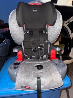 Britax Grow with You Click Tight Harness to Booster