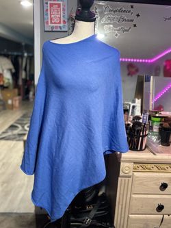 NWOT blue asymmetrical poncho shawl
