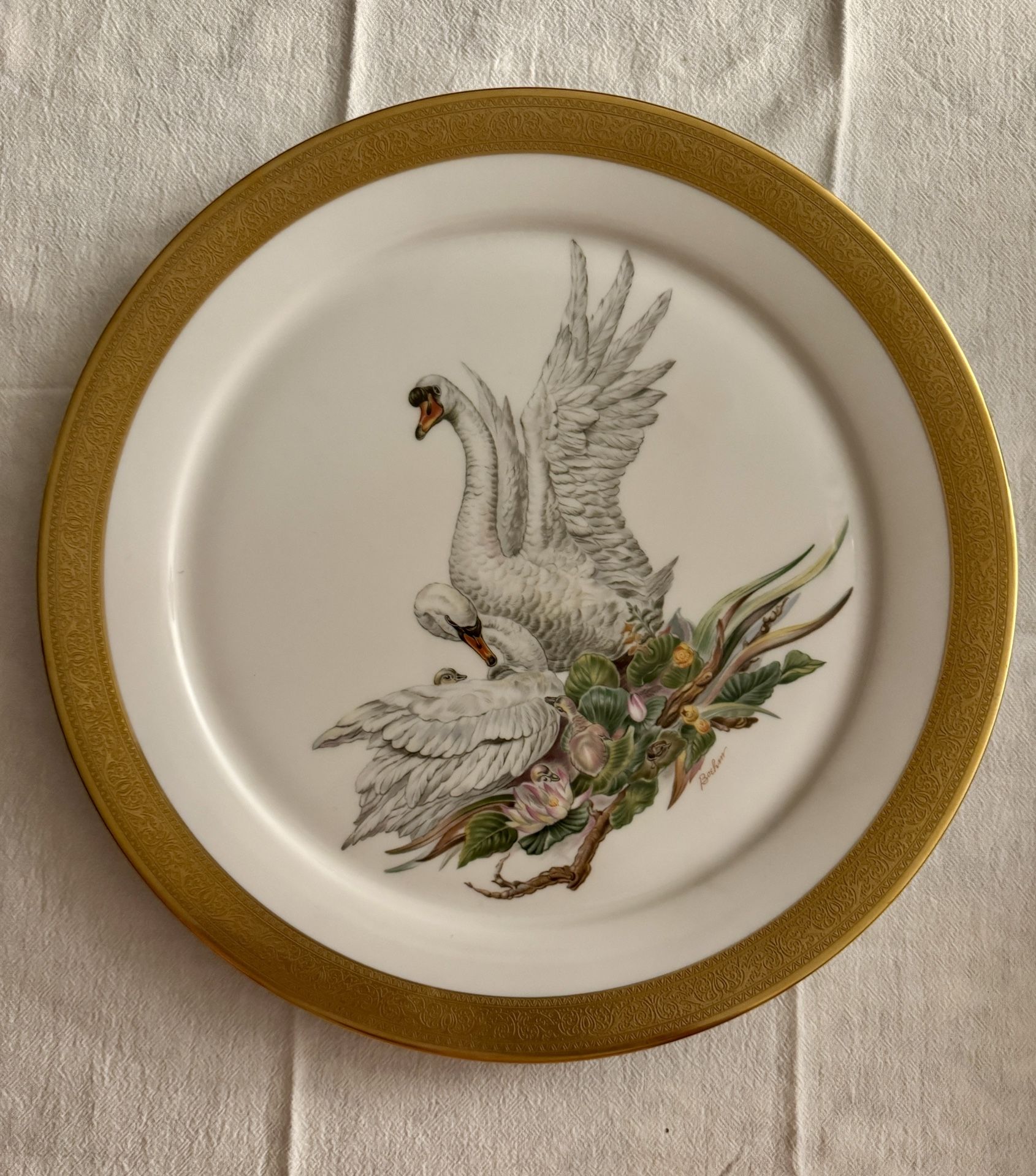 BRAND NEW! Gorgeous 14 Karat Gold Porcelain Mule Swans” Platter 