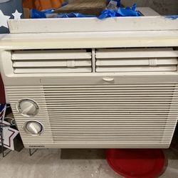 7000 BTU Air Conditioner 