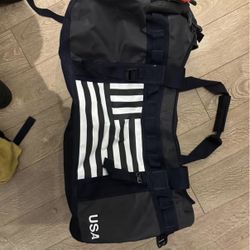 THE NORTH FACE INTERNATIONAL COLLECTION (USA) BASE CAMP DUFFEL BAG 71L