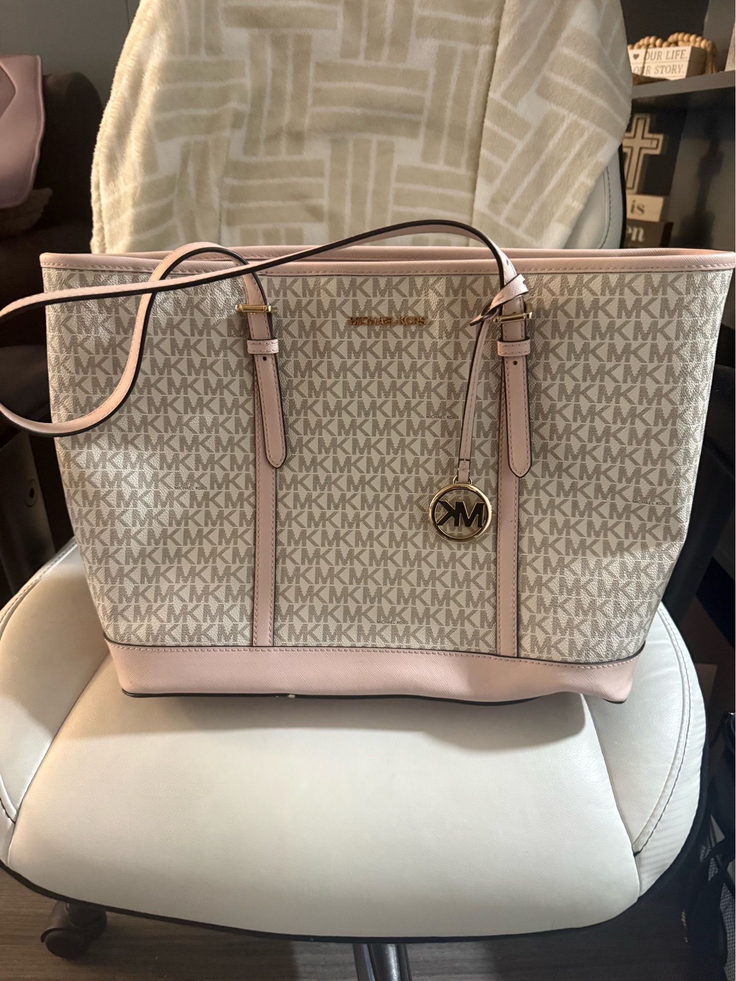 Micheal Kors Travel Tote
