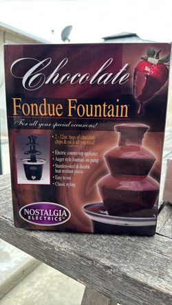 Nostalgia Electrics Chocolate Fondue Fountain