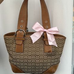 Coach Tote Shoulder Bag 👜 