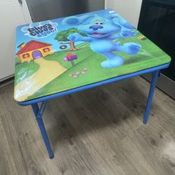 Folding Table – 24x24”, 20” Tall