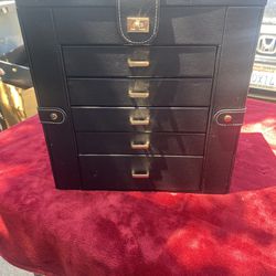 Large leather Jewelry Box
