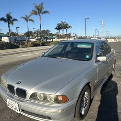 2001 BMW 530i