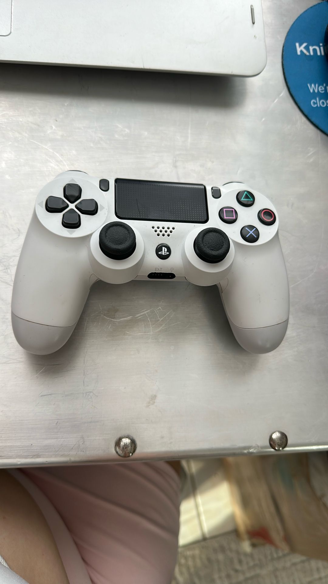 PS4 Sony Controller Like New