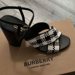 Burberry 💯 Authentic 