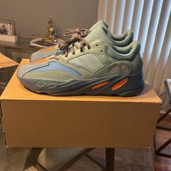 Yeezy 700 Azure 