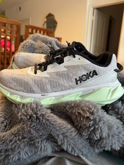 Hoka ProFly Running Sneakers