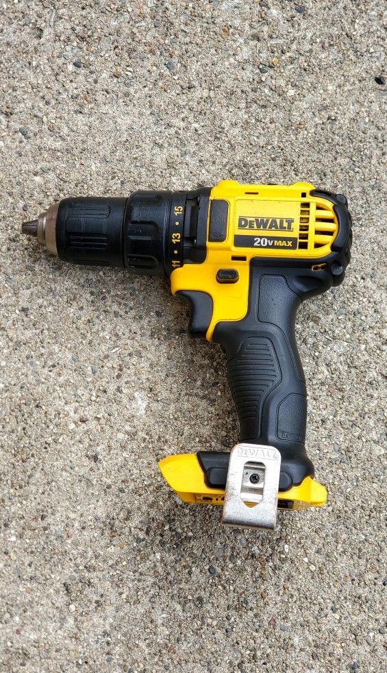 Taladro Dewalt 20v Usado!!! Dewalt  Drill 20v  Used!!!