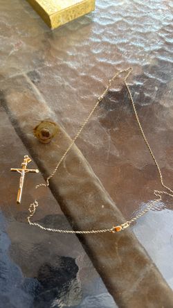 14k gold rope chain with cross