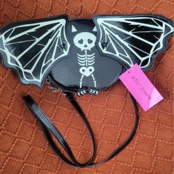 Betsey Johnson Glow-In-The-Dark Bat Purse