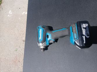 Makita inpact cordles... no battery