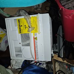 Ac Unit Brand New 