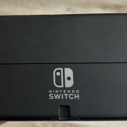 Nintendo Switch OLED – Pristine Condition