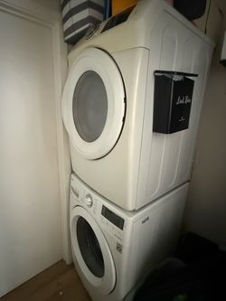 LG washer and Samsung dryer