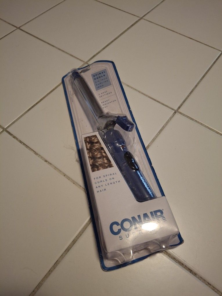 Conair Supreme Curling Iron - NEVER OPENED